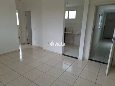 Apartamento com 2 Quartos à venda, 46m² no Chácaras Tubalina e Quartel, Uberlândia