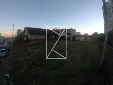 Lote/Terreno à venda, 334m² no Sagrada Família, Caxias do Sul