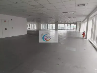 Sala Comercial para alugar, 1300m² no Vila Olímpia, São Paulo