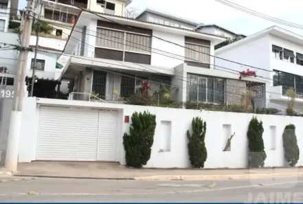 Casa com 4 Quartos à venda, 420m² no Pacaembu, São Paulo