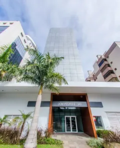 Sala Comercial à venda, 117m² no São João, Porto Alegre