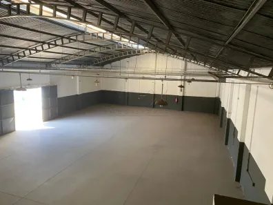 Galpão/Depósito/Armazém para alugar, 1000m² no Parque Paulista, Bauru