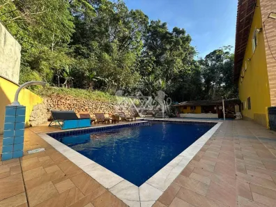 Sobrado com 5 Quartos à venda, 38m² no Verde Mar, Caraguatatuba