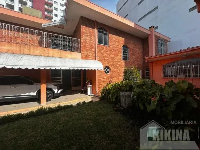 Imóvel Comercial com 4 Quartos à venda, 561m² no Centro, Ponta Grossa
