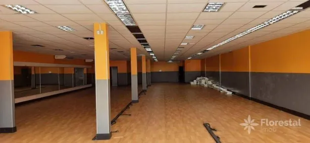 Ponto Comercial para alugar, 780m² no Resgate, Salvador