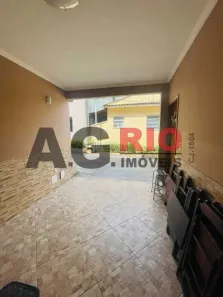 Casa com 2 Quartos à venda, 49m² no Bento Ribeiro, Rio de Janeiro