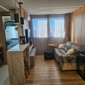 Apartamento com 2 Quartos à venda, 57m² no Azenha, Porto Alegre