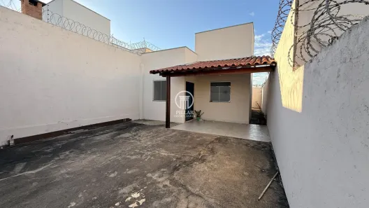 Casa com 3 Quartos à venda, 70m² no Belvedere, Montes Claros