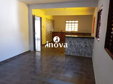 Casa com 3 Quartos à venda, 112m² no Parque das Gameleiras, Uberaba