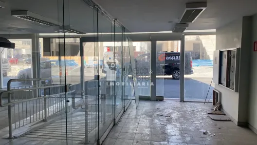 Prédio Comercial para alugar, 300m² no Centro, Suzano