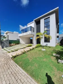 Casa de Condomínio com 4 Quartos à venda, 341m² no Cidade Alpha, Eusébio