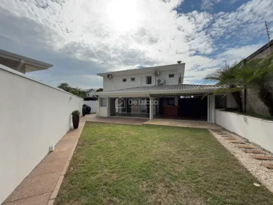 Casa de Condomínio com 3 Quartos à venda, 210m² no Parque Xangrilá, Campinas