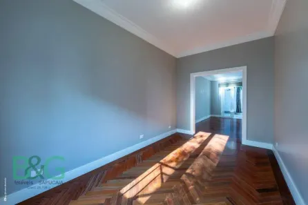 Sobrado com 4 Quartos à venda, 245m² no Jardim Cordeiro, São Paulo