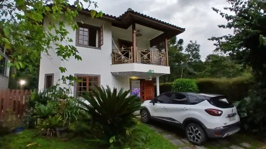 Casa de Condomínio com 3 Quartos à venda, 176m² no Albuquerque, Teresópolis