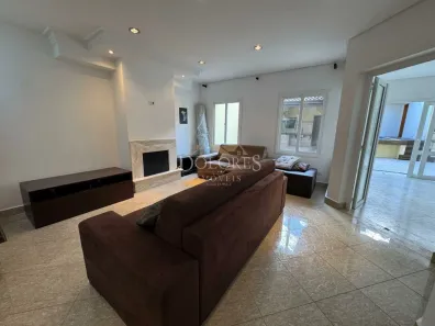 Casa de Condomínio com 3 Quartos para venda ou aluguel, 245m² no Parque Residencial Itapeti, Mogi das Cruzes