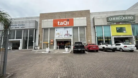 Ponto Comercial para alugar, 1200m² no Pio X, Caxias do Sul