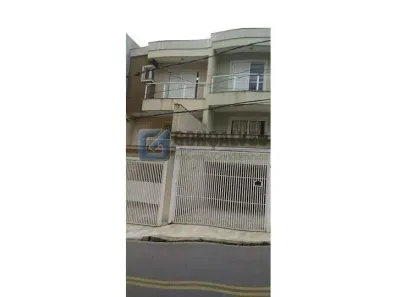 Sobrado com 3 Quartos à venda, 246m² no Santa Terezinha, São Bernardo do Campo
