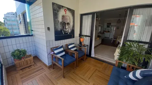 Apartamento com 2 Quartos à venda, 65m² no Jardim Las Palmas, Guarujá