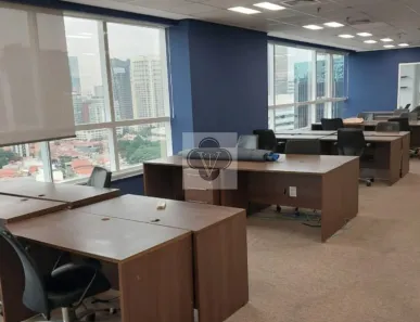 Sala Comercial para venda ou aluguel, 304m² no Jardim das Acácias, São Paulo
