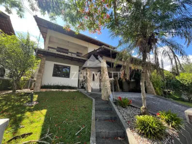 Casa de Condomínio com 3 Quartos à venda, 283m² no Vorstadt, Blumenau