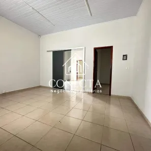 Prédio Comercial com 6 Quartos à venda, 250m² no Nossa Senhora Aparecida, Uberlândia