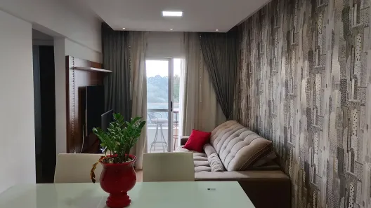 Apartamento com 2 Quartos para alugar, 57m² no Jardim Marilu, Carapicuíba