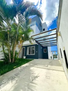 Casa com 3 Quartos à venda, 180m² no Ariribá, Balneário Camboriú