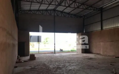 Ponto Comercial à venda, 235m² no Laranjeiras, Uberlândia