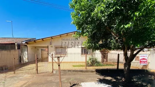 Casa com 3 Quartos à venda, 165m² no Messiânico, Londrina