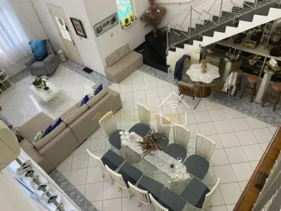 Casa com 4 Quartos à venda, 614m² no Vila Mathias, Santos