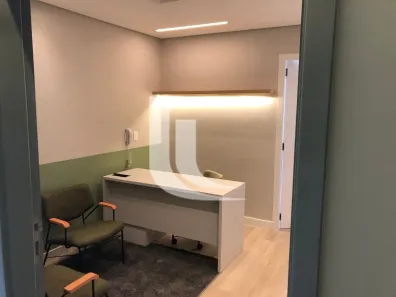 Ponto Comercial para alugar, 35m² no Cerqueira César, São Paulo