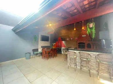 Casa com 2 Quartos para alugar, 130m² no Jardim Boer II, Americana