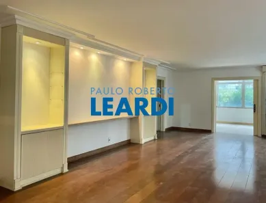Apartamento com 4 Quartos à venda, 390m² no Cerqueira César, São Paulo