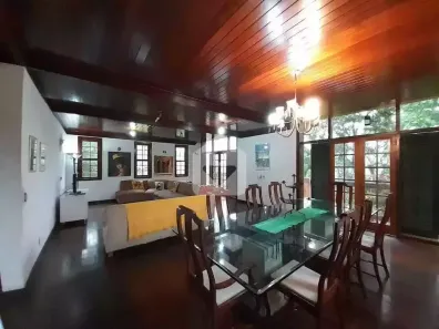 Casa com 5 Quartos à venda, 330m² no Centro, Petrópolis
