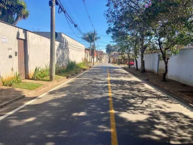Casa com 2 Quartos à venda, 120m² no Jardim Canadá, Nova Lima