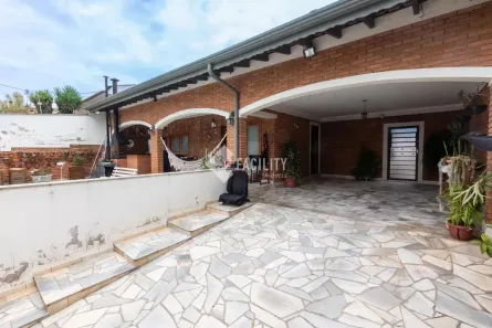Casa com 4 Quartos à venda, 243m² no Parque São Quirino, Campinas