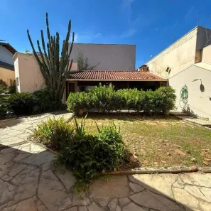 Casa com 3 Quartos à venda, 219m² no Jardim São Bento, Uberaba