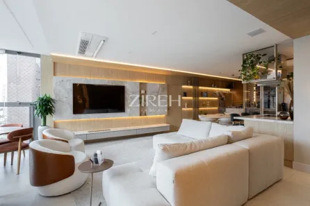 Apartamento com 3 Quartos à venda, 157m² no Água Verde, Curitiba