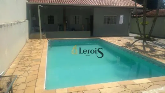 Casa com 3 Quartos à venda, 200m² no Parque Residencial Presidente Médici, Itu