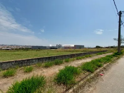 à venda, 1071m² no Zona Industrial, Sorocaba