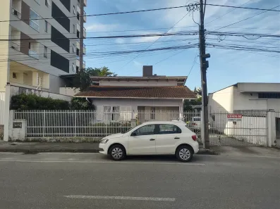 Lote/Terreno à venda, 450m² no América, Joinville