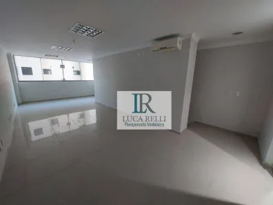 Sala Comercial para venda ou aluguel, 42m² no Dezoito do Forte Empresarial/Alphaville., Barueri