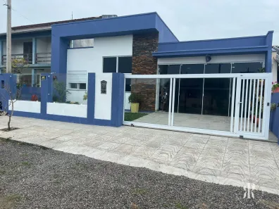 Casa com 2 Quartos à venda, 130m² no Tramandaí, Tramandaí