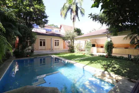 Casa com 4 Quartos à venda, 726m² no Santo Amaro, São Paulo