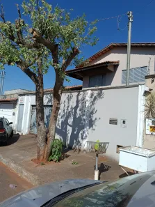 Sobrado com 5 Quartos à venda, 260m² no Setor Alto do Vale, Goiânia