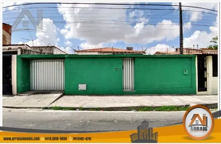 Casa com 4 Quartos à venda, 340m² no Montese, Fortaleza