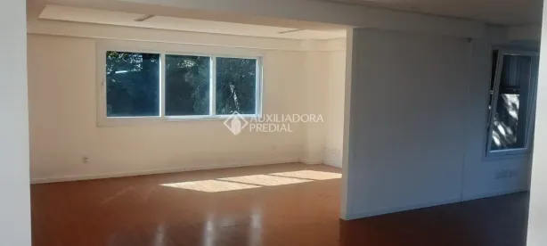 Sala Comercial à venda, 64m² no Centro, Gramado