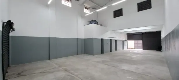 Galpão/Depósito/Armazém para alugar, 257m² no Vila Endres, Guarulhos