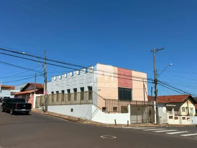 Ponto Comercial à venda, 250m² no Vila São Lúcio, Botucatu