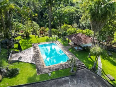 Fazenda/Sítio com 6 Quartos à venda, 149000m² no Chácara Paraíso, Nova Friburgo